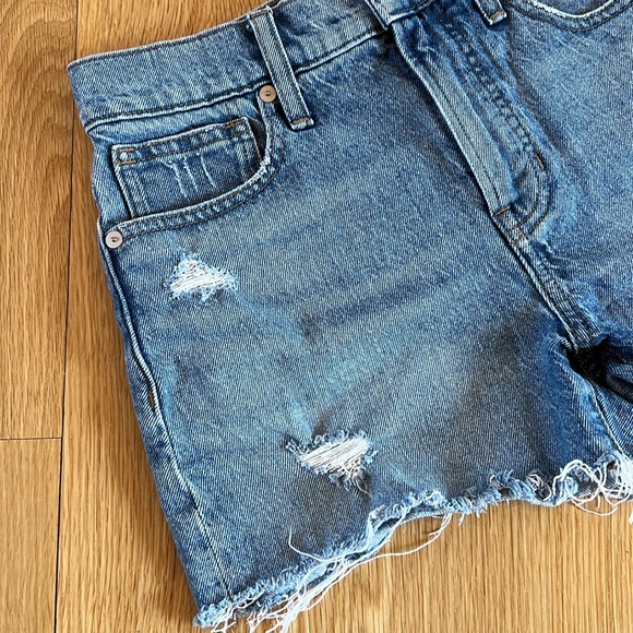 Madewell The Perfect Jean Short Size 26 - Picture 3 of 4
